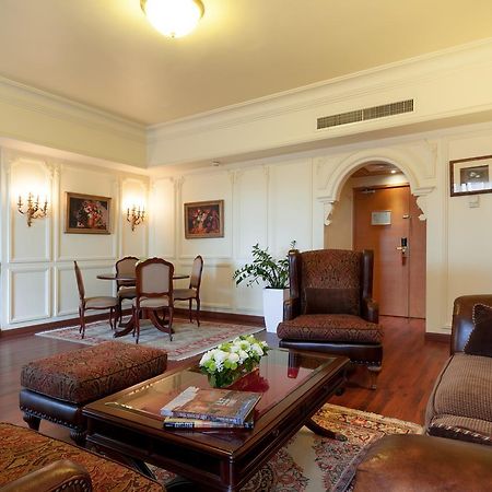 Le Commodore Hotel Бейрут Екстер'єр фото