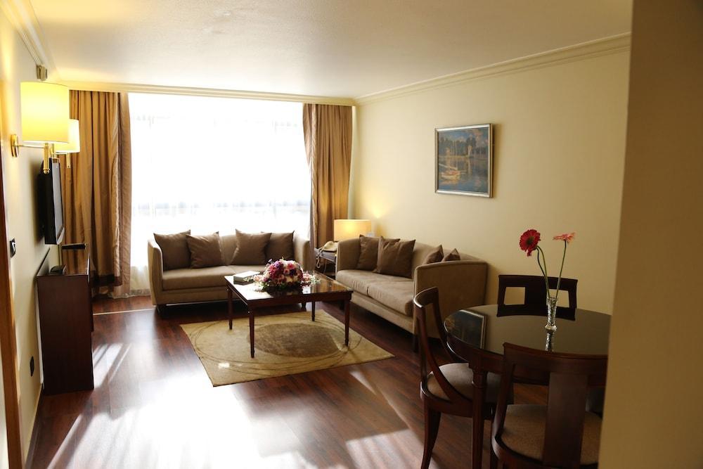 Le Commodore Hotel Бейрут Екстер'єр фото