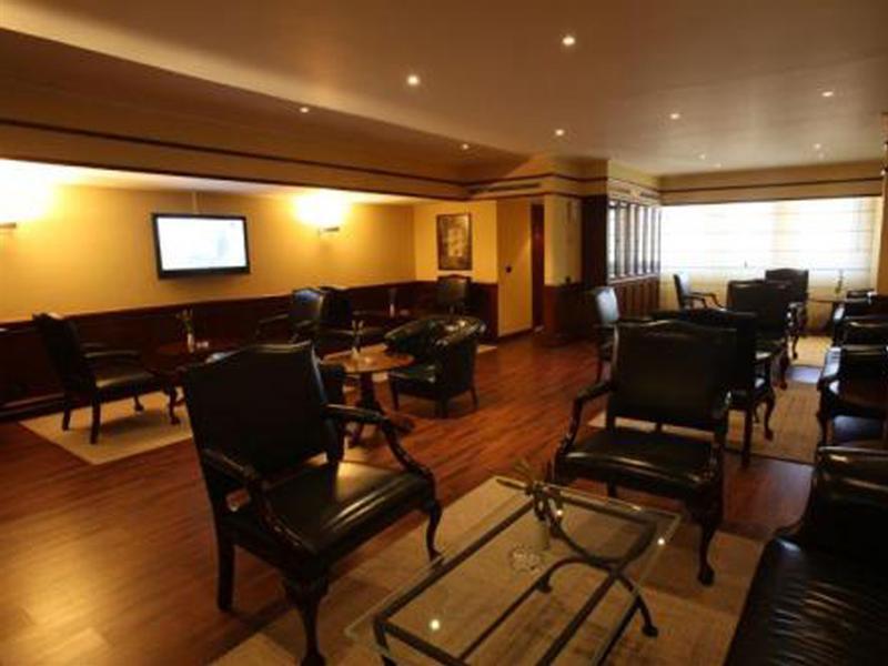 Le Commodore Hotel Бейрут Інтер'єр фото