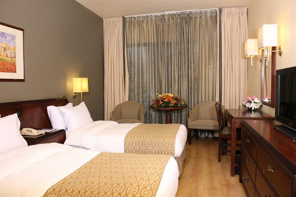 Le Commodore Hotel Бейрут Екстер'єр фото