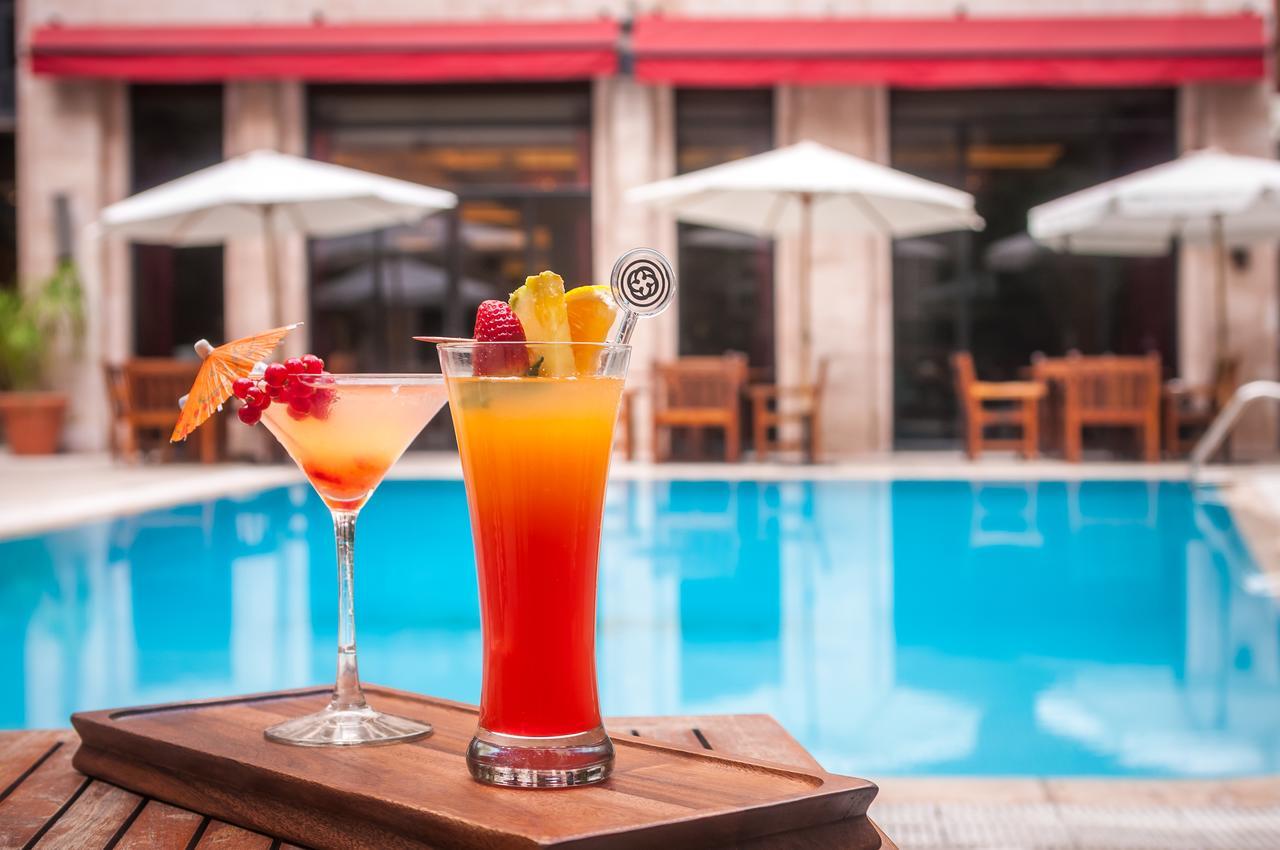 Le Commodore Hotel Бейрут Екстер'єр фото