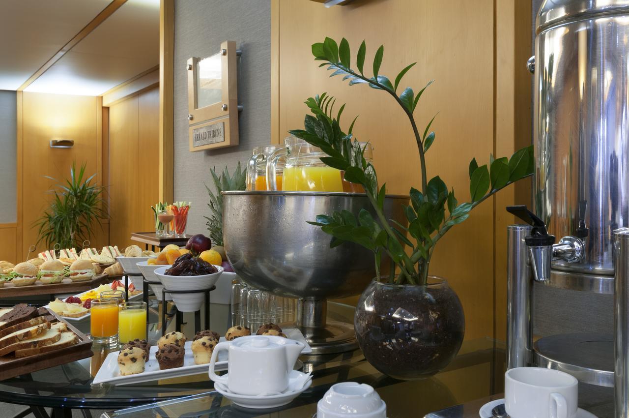 Le Commodore Hotel Бейрут Екстер'єр фото